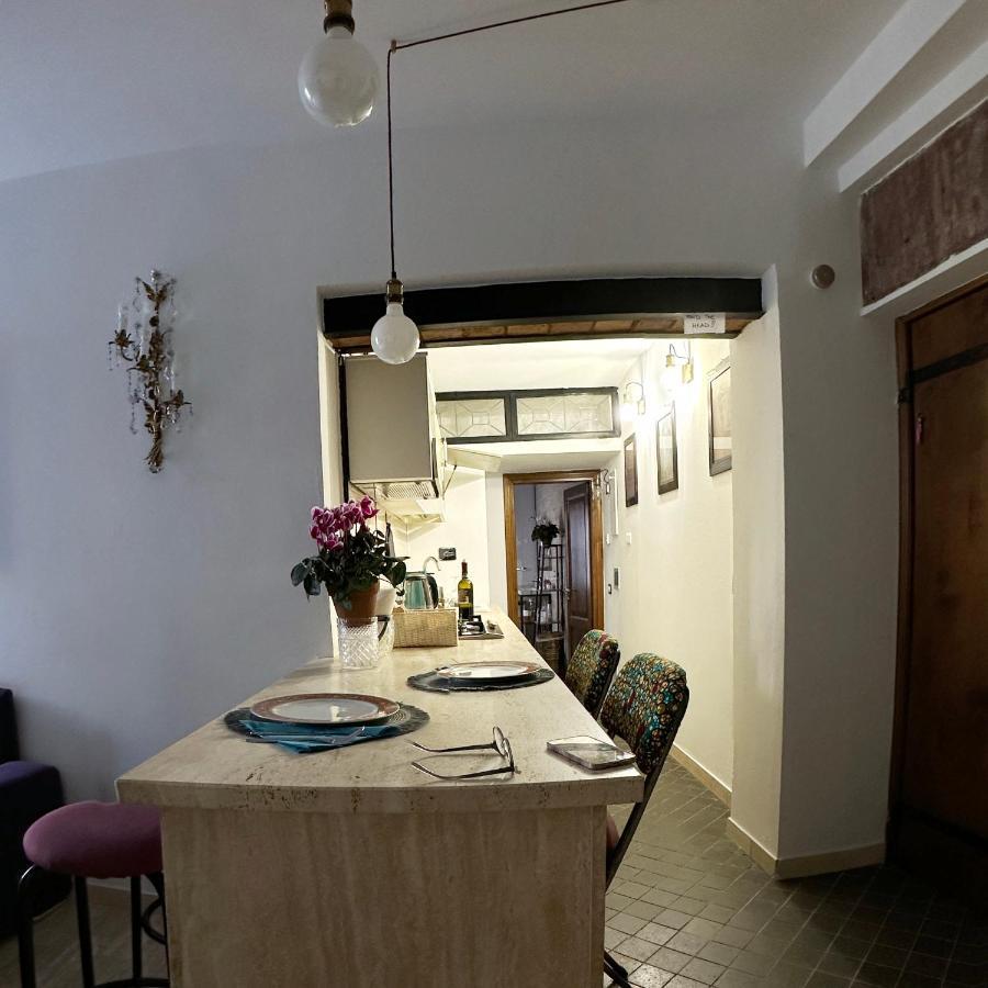 Lovely Apartment In Via Della Scala, Trastevere Rom Eksteriør billede